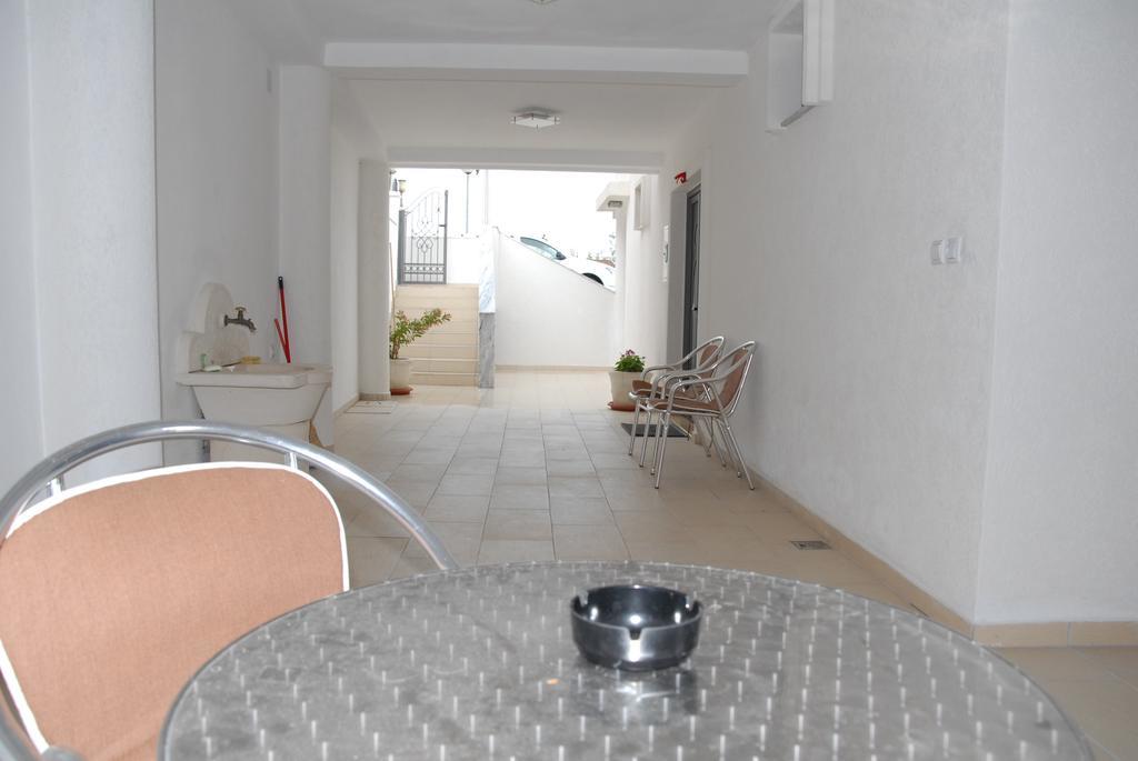 Guest House Evropa 2 Ulcinj Quarto foto