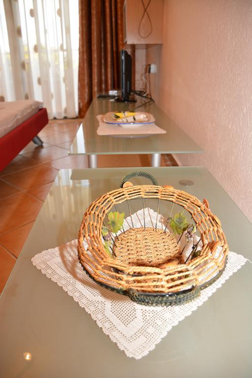 Guest House Evropa 2 Ulcinj Exterior foto